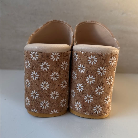 Beach by Matisse Cork Floral Women's Mules (NWOT) - Picture 5 of 6